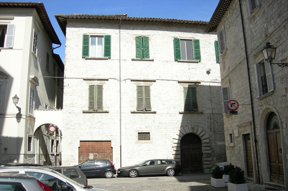 Language And Art Bed & Breakfast Ascoli Piceno Exterior photo