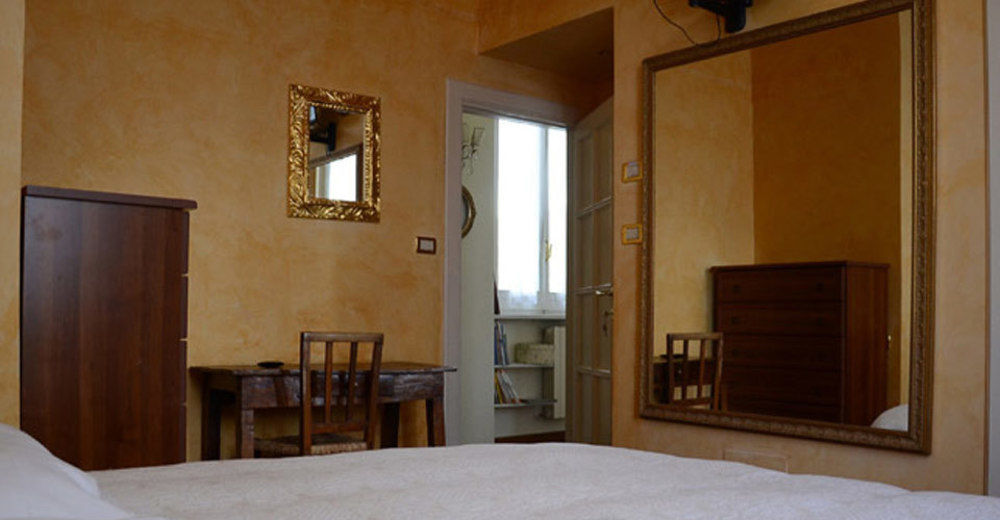 Language And Art Bed & Breakfast Ascoli Piceno Exterior photo